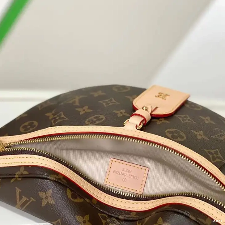 LV Bag 2309HT0001 0630